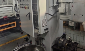 實(shí)驗(yàn)室行星攪拌機(jī)在攪拌過(guò)程中的特點(diǎn)